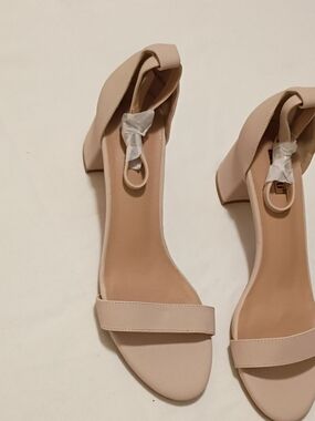 Women's Blush Strap Block Heel Sandals with Ankle Strap